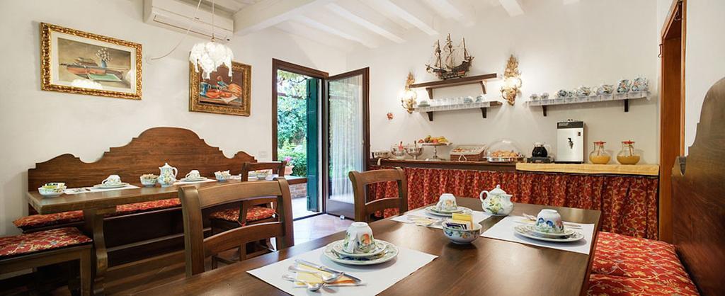 Casa Rezzonico Bed & Breakfast Venesia Bagian luar foto